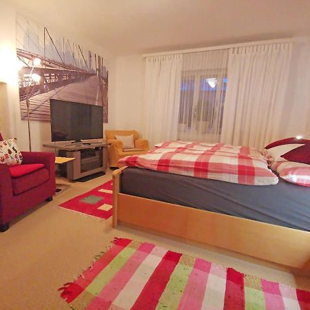 70Qm 3-Zimmer Apartment Am Tauernradweg In Hallein Bei Salzburg, Nahe Berchtesgaden, Rossfeld, Kehlsteinhaus, Obersalzberg, Watzmann, Schoenau Am Koenigsee, Bad Vigaun, Schloss Hellbrunn, Burg Hohen Salzburg, Burg Hohen Werfen # Beherbergungsbetrieb Bagian luar foto
